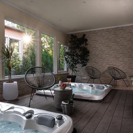 Frank Vendeghaz Hotel Veszpramvarsany Bagian luar foto